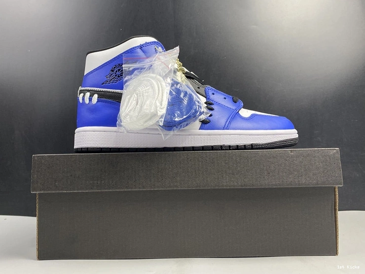 1   Jordan CV0152-401 Sisterhood Mid 0110